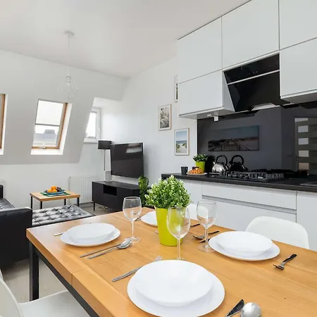Unique And Spacious With Air Conditioning By Renters Апартаменти Щецин
