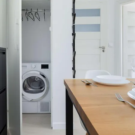 Unique And Spacious With Air Conditioning By Renters Апартаменти Щецин